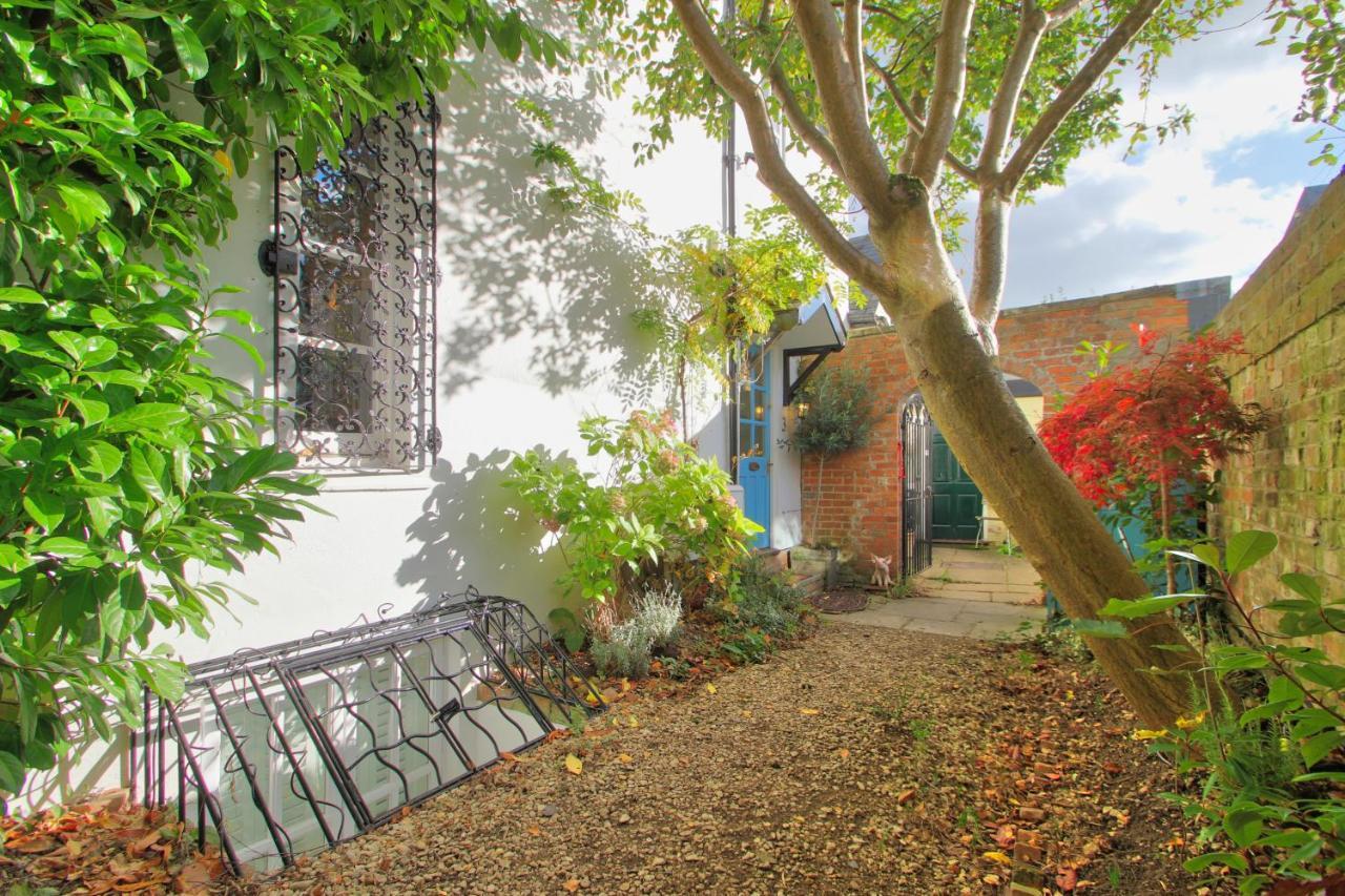 One-Bedroom House In North Oxford Exterior photo